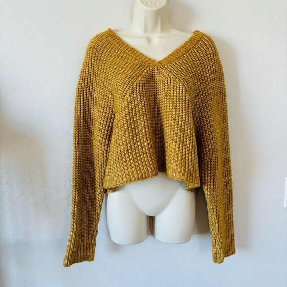 Arizona NWOT v neck v back dolman sleeve slouch sweater in M mustard yellow - Picture 2 of 9